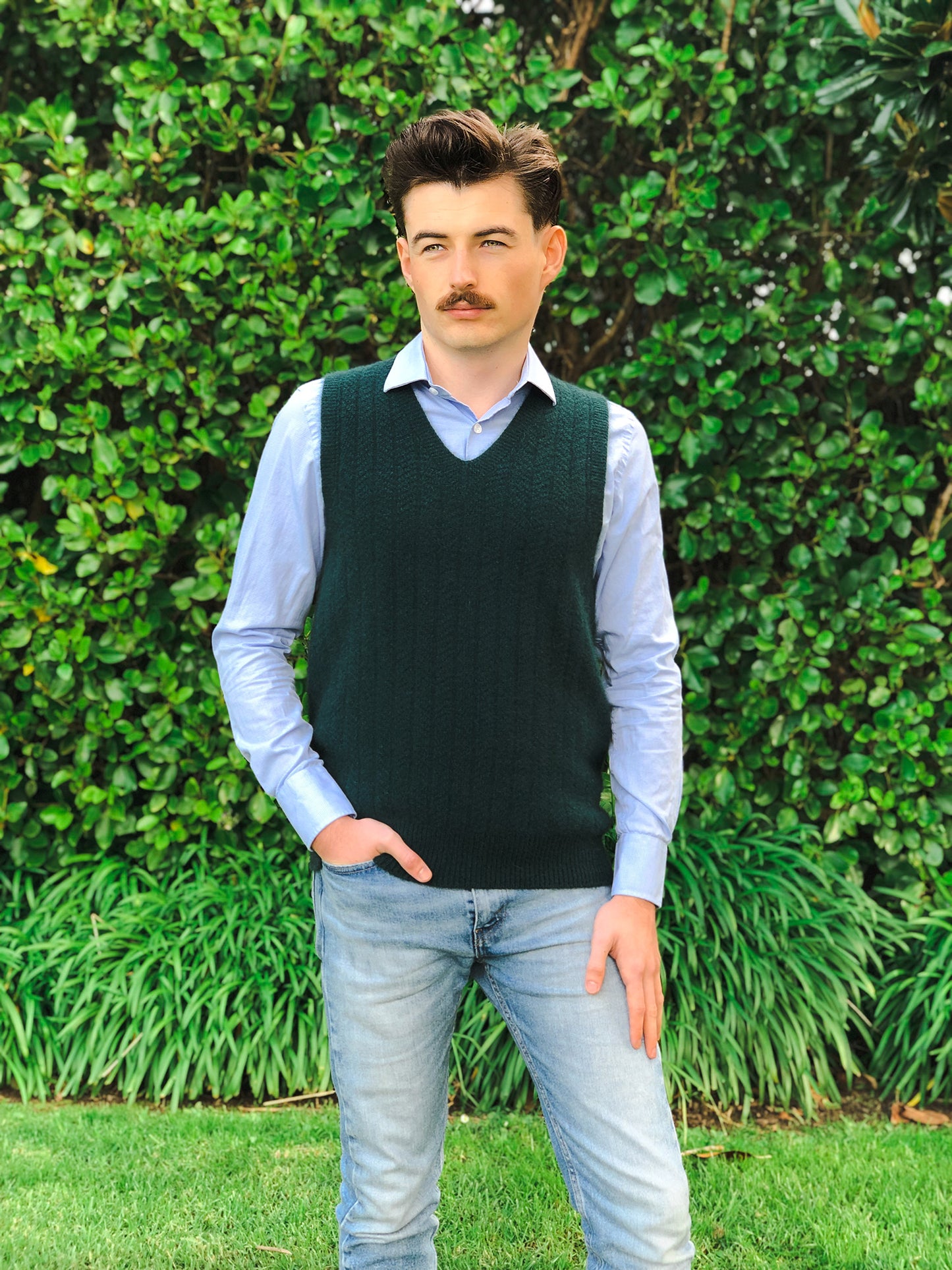 Men’s Pullover Vest